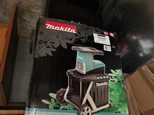 Oksapurustaja Makita UD2500