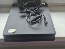Ps 4 slim