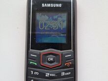 Nuputelefon Samsung E1080