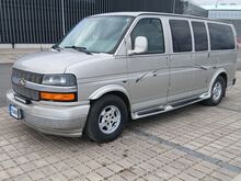 Ülimalt mugav USA 4x4 INVABUSS