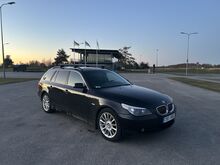 BMW 523i