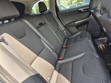 Volvo XC60 D4 R AWD 140kW