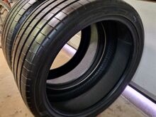 Suverehvid Goodyear 285/35R22 2tk