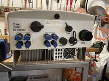 Hea võimsusega inverter (päikesepaneelidele)