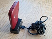 Doro 1380 Red (совершенно новый) + зарядное устройство