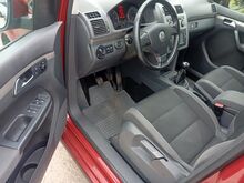 Vw touran 2010a 2,0td 103kw REG makstud