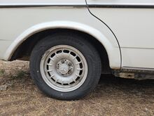 MERCEDES-BENZ 240 D (W123)