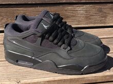 Air Jordan 4 RM
