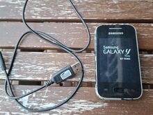 Мобильный телефон Samsung Galaxy Y (GT-S5363)+зарядное устройство