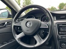 Skoda Superb рестайлинг 1.8 турбо 118кВт, АВТОМАТ
