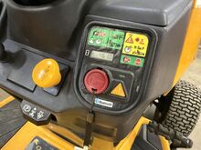 Садовый трактор Cub Cadet XT2 Kawasaki