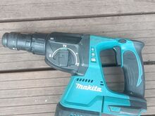 Makita DHR243 перфоратор