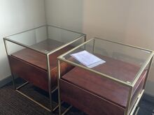 Прикроватные тумбочки из дерева манго / новые