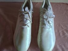 Jalgpallisaapad Adidas