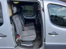 Peugeot Partner 1,6 HDi 55кВт ДЛИННЫЙ КУЗОВ С ПЕРЕГОРОДКОЙ
