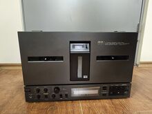 Стереофонический катушечный магнитофон Akai GX-77