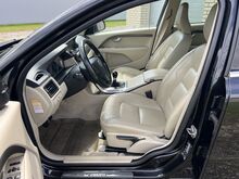 Volvo V70 2.0 VIIS SILINDRIT D3 100kW