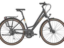 Horizon 4 Amsterdam ja Cube Kathmandu Pro