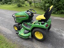 John Deere x590