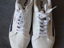 Valged Fila jalatsid nr 44