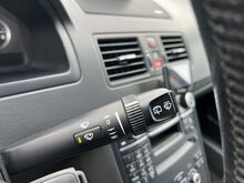 TOODUD HOLLANDIST Volvo XC90 2,4 D5 136kw, 7 KOHTA