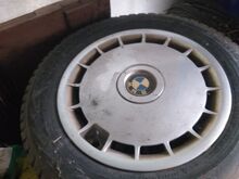 E32 стальные диски и ориг. колпаки