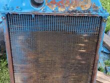 MTZ-80 radiaator