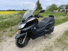 ROLLER YAMAHA MAJESTY 400