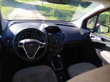 Ford Tourneo Courier  7000€ 2019