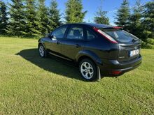 Ford Focus 2011 1,6 74кВт бензин механика