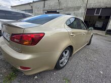 Lexus IS250