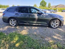 BMW 330e M-pakett  2022