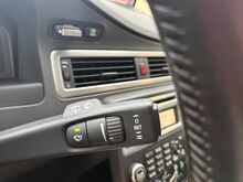 HOLLANDIST Volvo XC70 Cross Country 2.4 D5 136kW