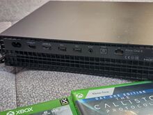 Xbox One X 1TB + pult + 10 mängu