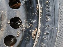 Opel Corsa R14 veljed rehvidega (paar)