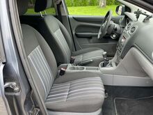 Ford Focus 1,6 Bensiin 74kw, Kaasa naastrehvid