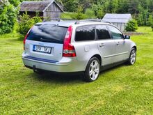 Volvo V50 универсал 1.8 бензин 92 кВт