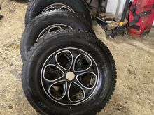 Yokohama 245/70 R16
