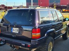 Jeep Grand Cherokee  V8 5.9