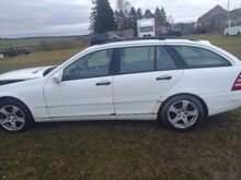 MB C200 ja Chrysler  Grand Voyager