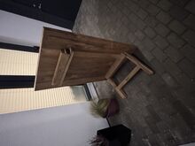 Täispuidust diivanilaud