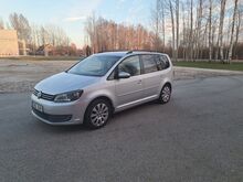 VOLKSWAGEN TOURAN 77kW 2012