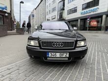 M:AUDI A8 4.2