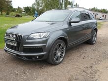 AUDI Q7 S - Line