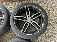 Оригинальные 19-дюймовые диски Mercedes-Benz AMG + летние шины