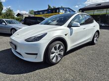 Tesla Model Y konks