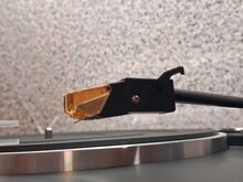 Vinüülplaadimängija Yamaha P-28