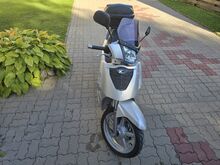 Kymco People S 200i