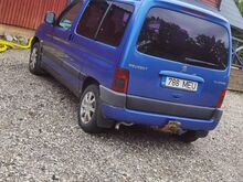 Peugeot partner üv 05.2027.a