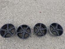 4x100r15 valuveljed